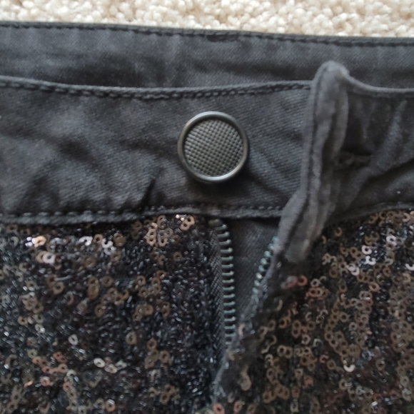 Black Denim skirt with black sequins - Picture 3 of 8